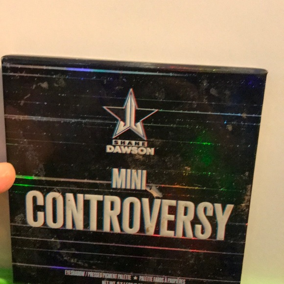 Mini controversy pallet - Picture 1 of 2